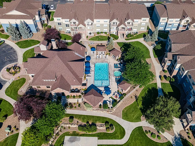 Pool and Clubhouse