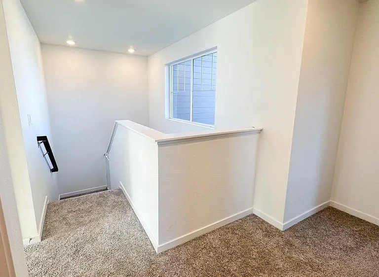 17934 Galapagos St — Photo 17