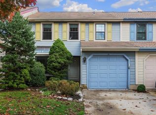 14 Foxhill Ln, Hillsborough, NJ 08844