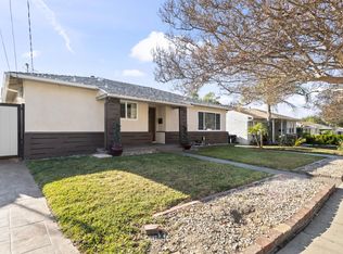 8315 Valecrest Dr, Sun Valley, CA 91352