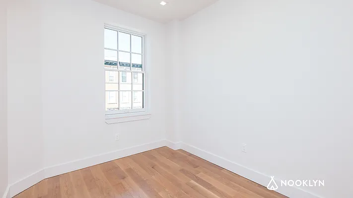 Rented by Nooklyn NYC LLC | media 24