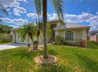 1417 Scotch Pine Dr, Brandon, FL 33511