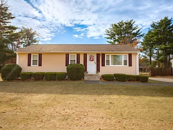 33 Campbell Dr, Easthampton, MA 01027