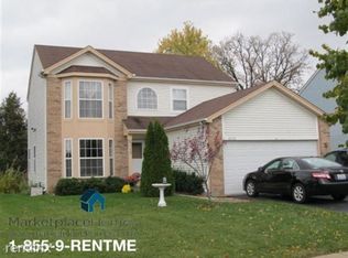 2112 N Green Valley Ln, Round Lake Beach, IL 60073