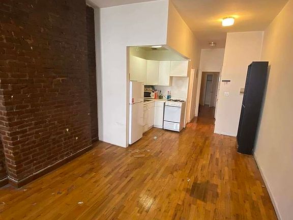 5th image of 473 Columbus Ave APT 3D
