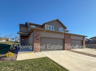 900 S Rimes Ave, Ozark, MO 65721