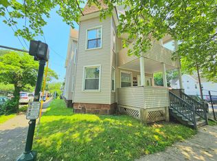 Spacious Multi-Family Apartments for Rent in the Heart of New Haven!, New Haven, CT 06513