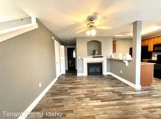 10994 W Garverdale Ln APT 102, Boise, ID 83713