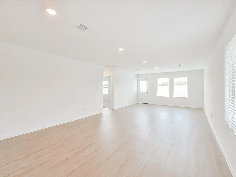 18562 Cepagatti Dr — Photo 10