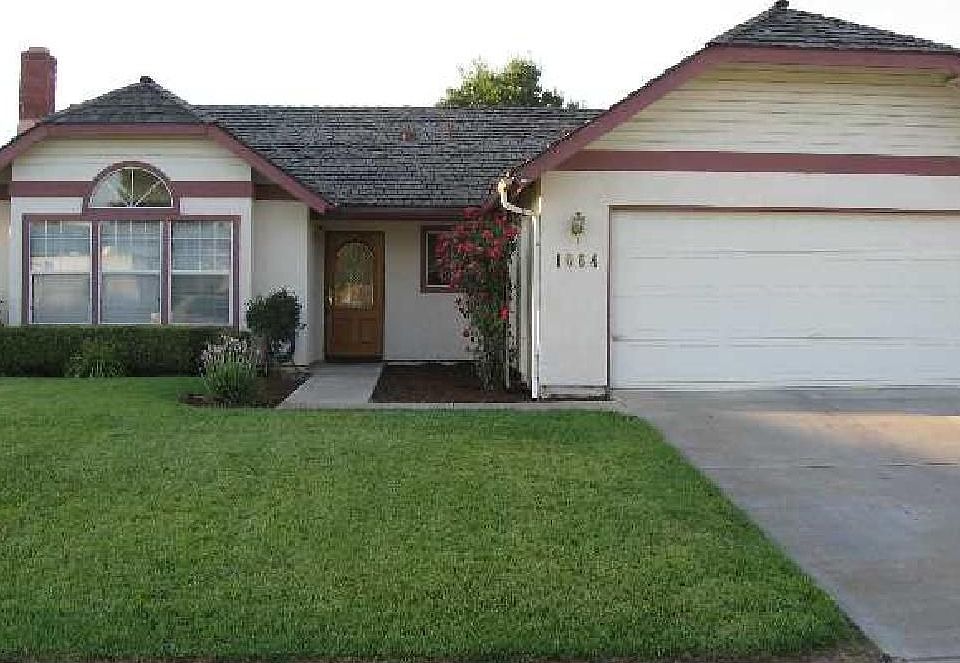 This home in north Hanford shows like a model home.  