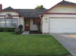1064 Lakewood Dr, Hanford, CA