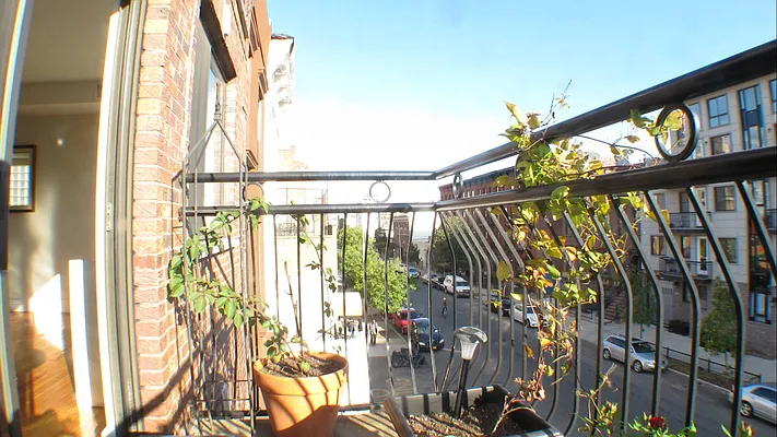 Rented by Keller Williams NYC | media 6