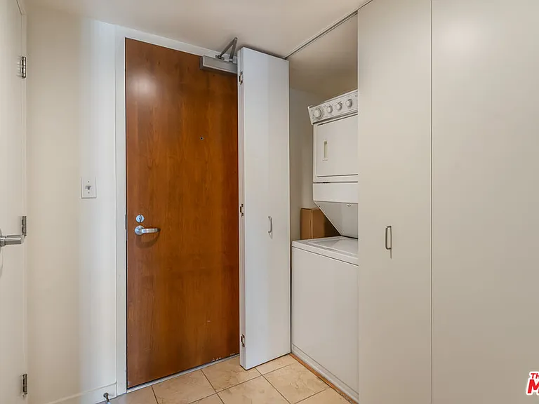 13700 Marina Pointe Dr #721 — Photo 12