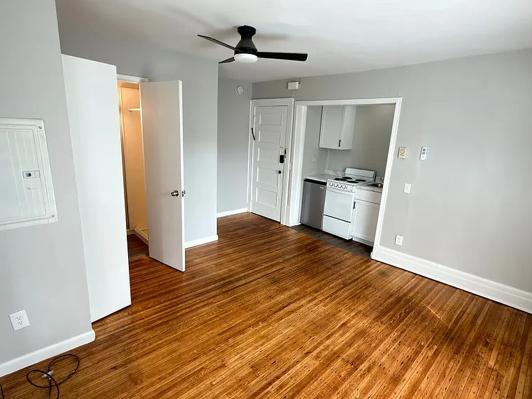 51 Rutgers St — Photo 5