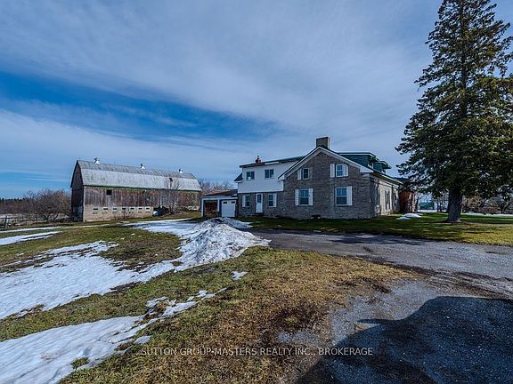 5th image of 407 B Blessington Rd