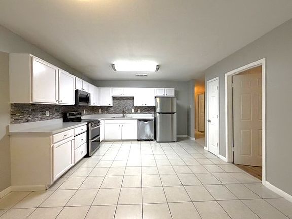 5th image of 4340 Forest Point Dr