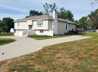 117 NW 251st Rd, Clinton, MO 64735