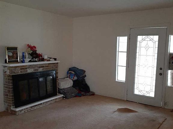 4th image of 3501 W Cervantes St