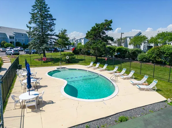 Bass Point, 12 Sea Breeze Ln #12C, Nahant, MA 01908