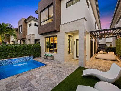 8272 Central Park Blvd, Doral, FL, 33166