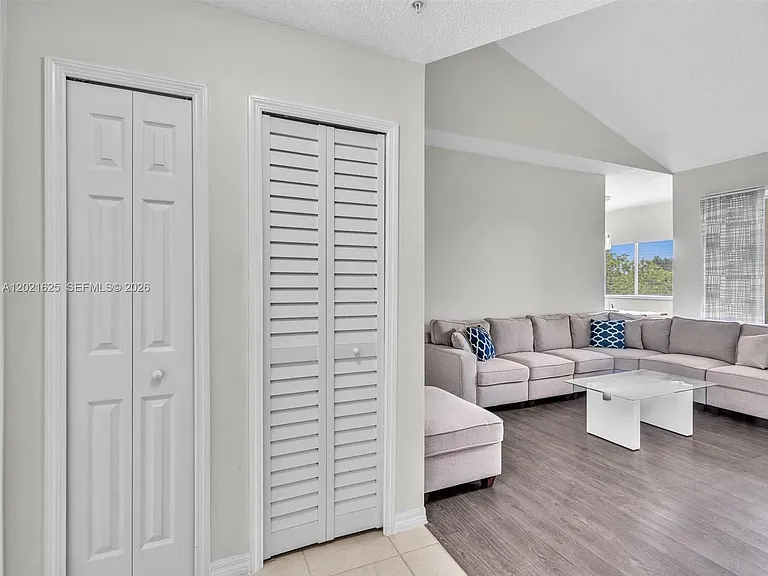 7085 Nova Dr #321 — Photo 3