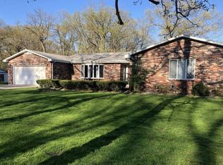 217 S Hieland Rd, Saint Anne, IL 60964