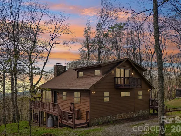 34 Wolfs Head Ct, Mars Hill, NC 28754