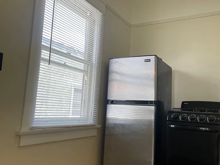 5336 Monroe St #6 — Photo 11