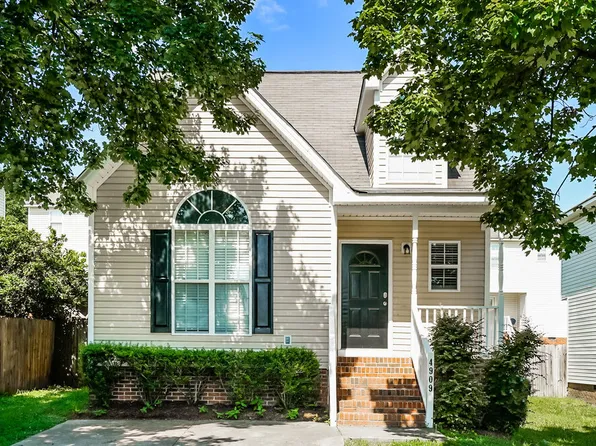 4909 Windblown Ct, Raleigh, NC 27616