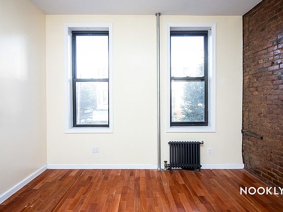 4th image of 270 Irving Ave #2D