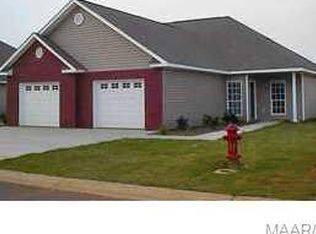 65 Pine Meadow Cir, Elmore, AL 36025