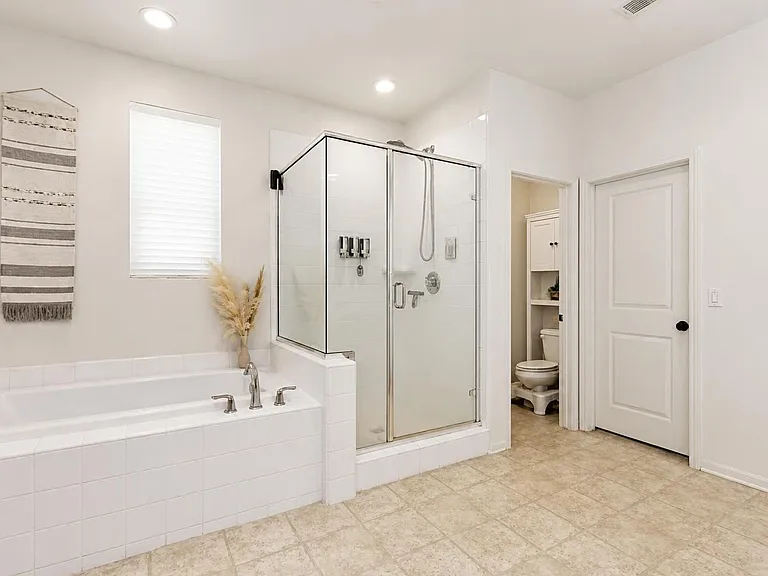 2772 E Kennedy Privado Ln — Photo 14