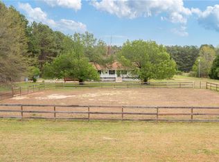 39205 Warrique Rd, Ivor, VA 23866