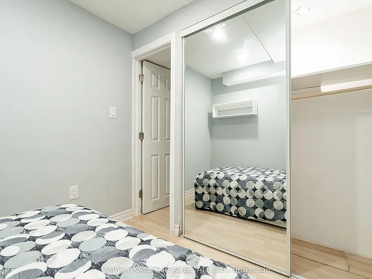 68 Nantucket Dr #BASEMENT — Photo 17