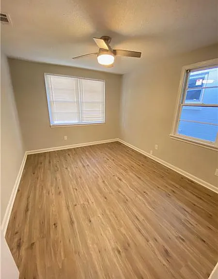 2137 Bolling St — Photo 13