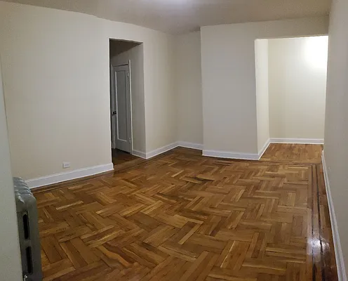 Rented by Smart NY Realty LLC | media 12