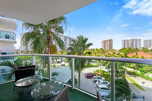 19370 Collins Ave Photo 1