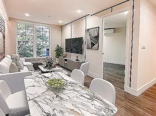 25-31 27th St #2B, Astoria, NY 11102