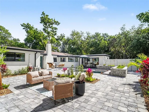 4050 Turks Cap Pl, Sarasota, FL 34234