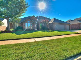 16908 Parkhurst Rd, Edmond, OK 73012