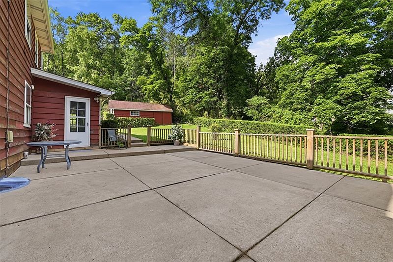 Property photo 42