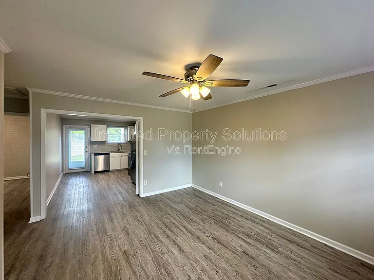 119 Gaddy Dr — Photo 4