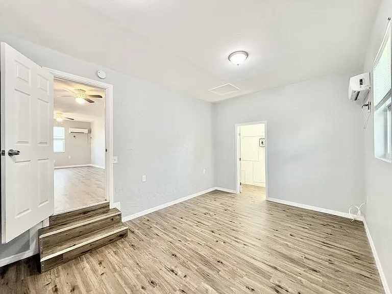 4091 58th Ave N #F — Photo 18