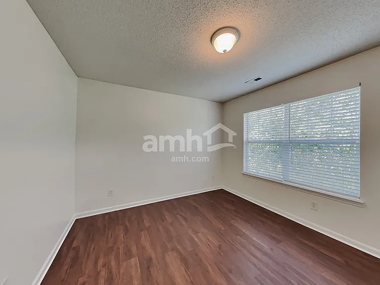 107 Daventry Pl — Photo 16