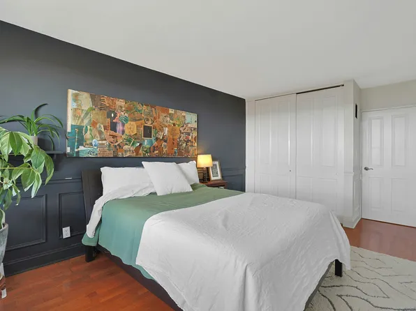 4705 Henry Hudson Parkway image 17 of 22