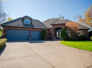 3282 Lakeside Dr, Eugene, OR