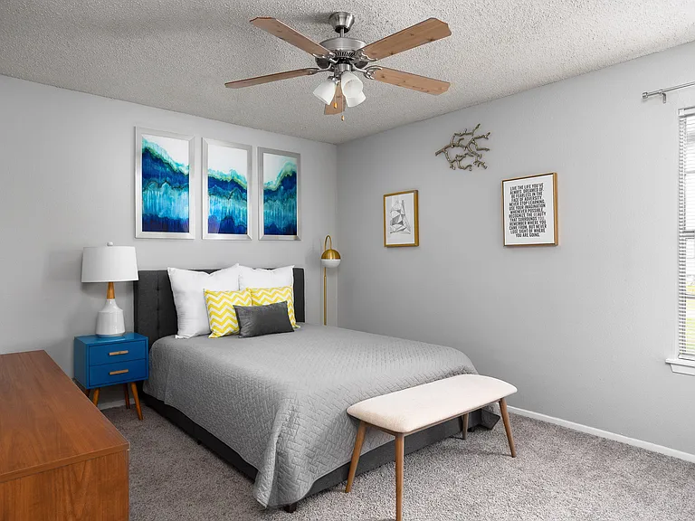 5300 NW Loop 410 — Photo 7