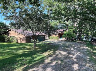 23646 Emerald Dr, Golden, MO 65658
