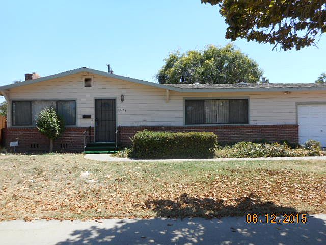1st image of 1420 Spruce Ave