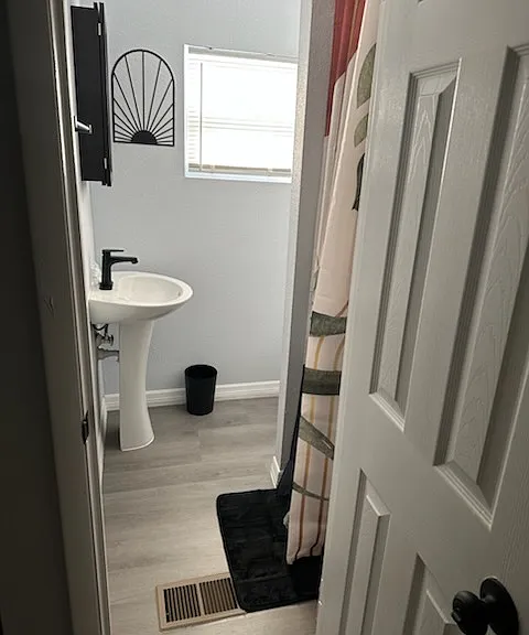 1650 Barber Ln — Photo 6